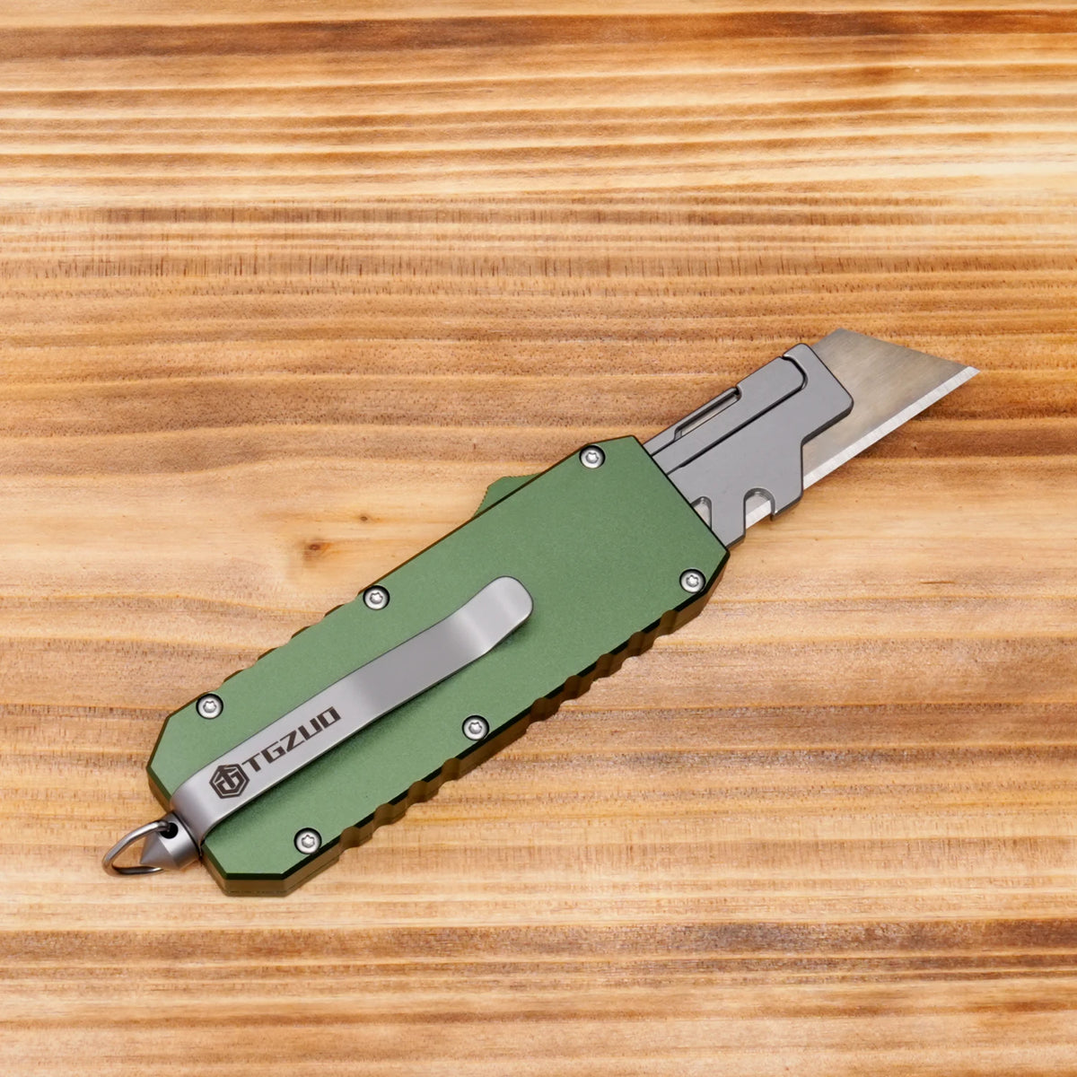 Aluminum Alloy Utility Knife, Pocket Knife with Clip, Box Cutter Knives, Outdoors EDC Tool Knife, With 10 Carbon Steel Blades
