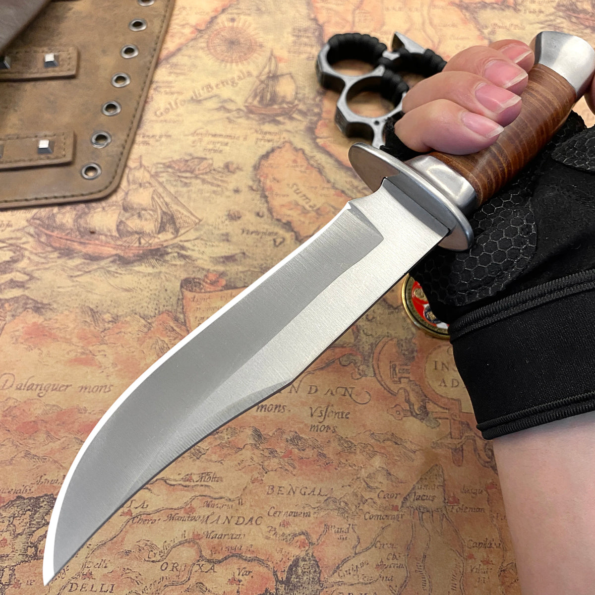 Gdekls Stainless Steel Hunting Knife For Outdoor Camping And Survival