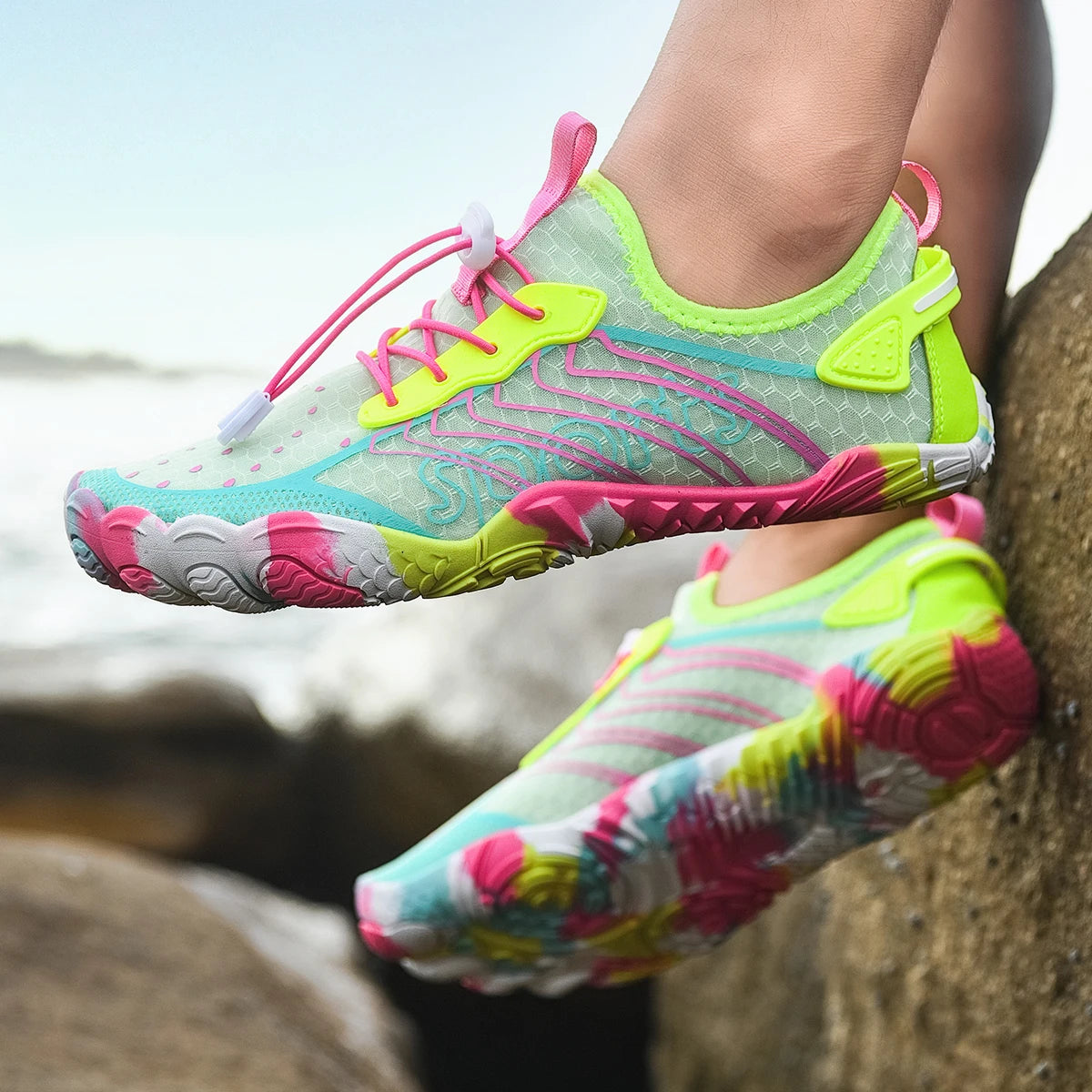 Women Quick Dry Barefoot Water Shoes, Breathable Lightweight Aqua Beach Sneakers, Non Slip Swim Surfing Diving Footwear for Outdoor River Hiking Walking