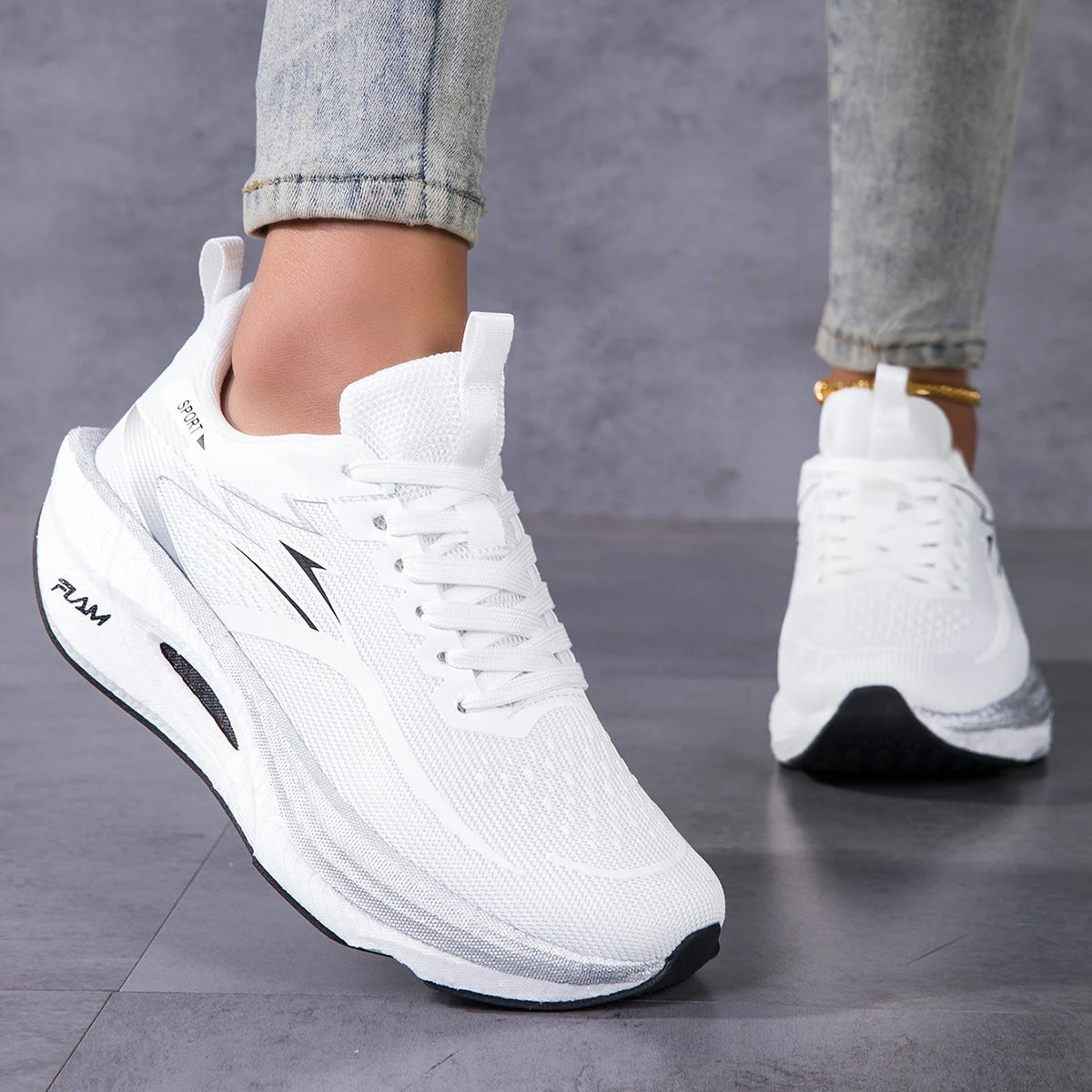 Breathable Platform Running Sneakers Featuring Cushioned Mesh Construction