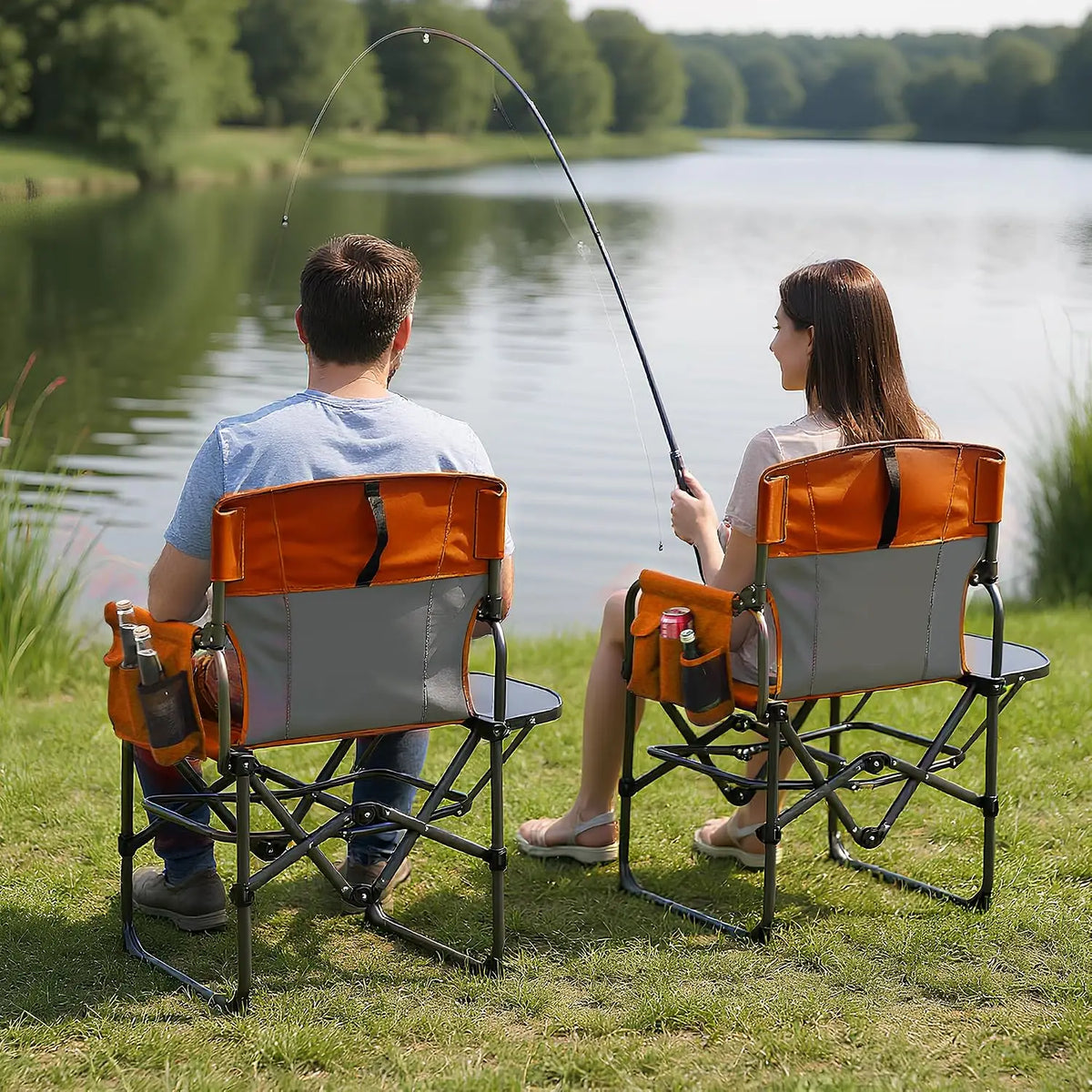 TACLEEKII Oversized Folding Camping Director Chair With Side Table